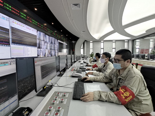 访谈天极资讯频道_IT行业资讯_互联网_电商打造科技行业权威坐看渠道风云变迁